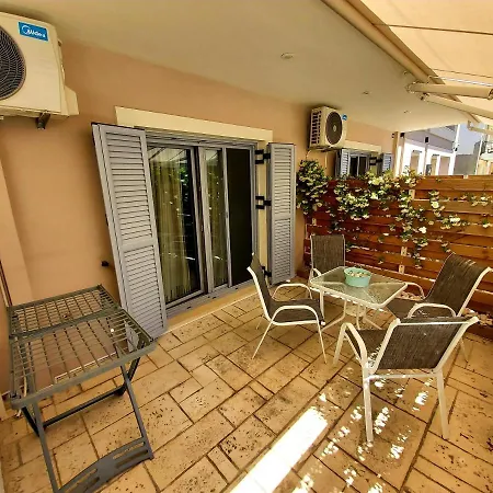 Celeni * Λευκάδα